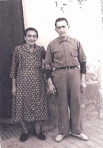 FAMILLE 19XX 112 MA GRAND MERE ET SON MARI